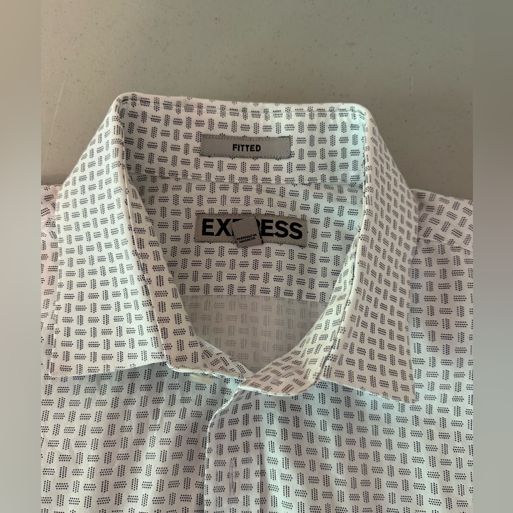 Express Large Mens 16-16 1/2 Fitted White Button Down Long Sleeve Shirt - Picture 11 of 12
